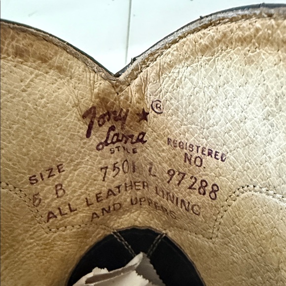 Tony Lama Black 1” Heeled Cowboy Boots ( sz 5) - Picture 7 of 7